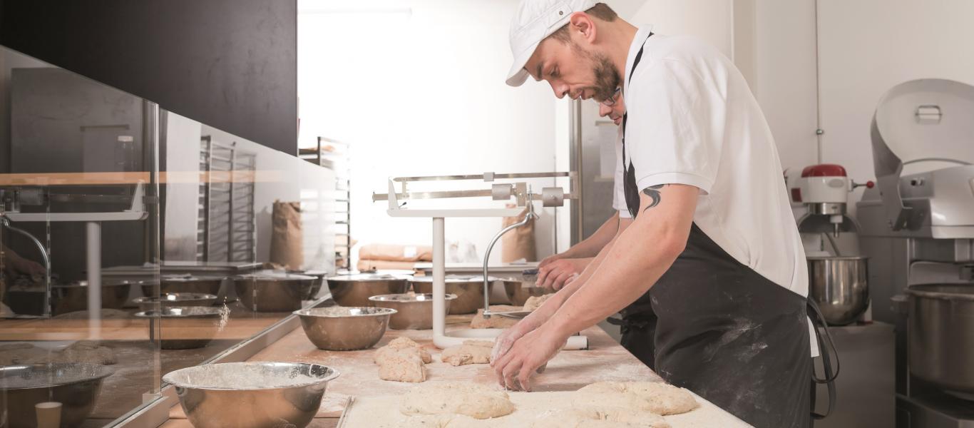 Im Cumpanum wird an Ort und Stelle gebacken. Alle Backwaren sind echtes Handwerk und mit biozertifizierten Zutaten hergestellt. Foto: André Heuck
